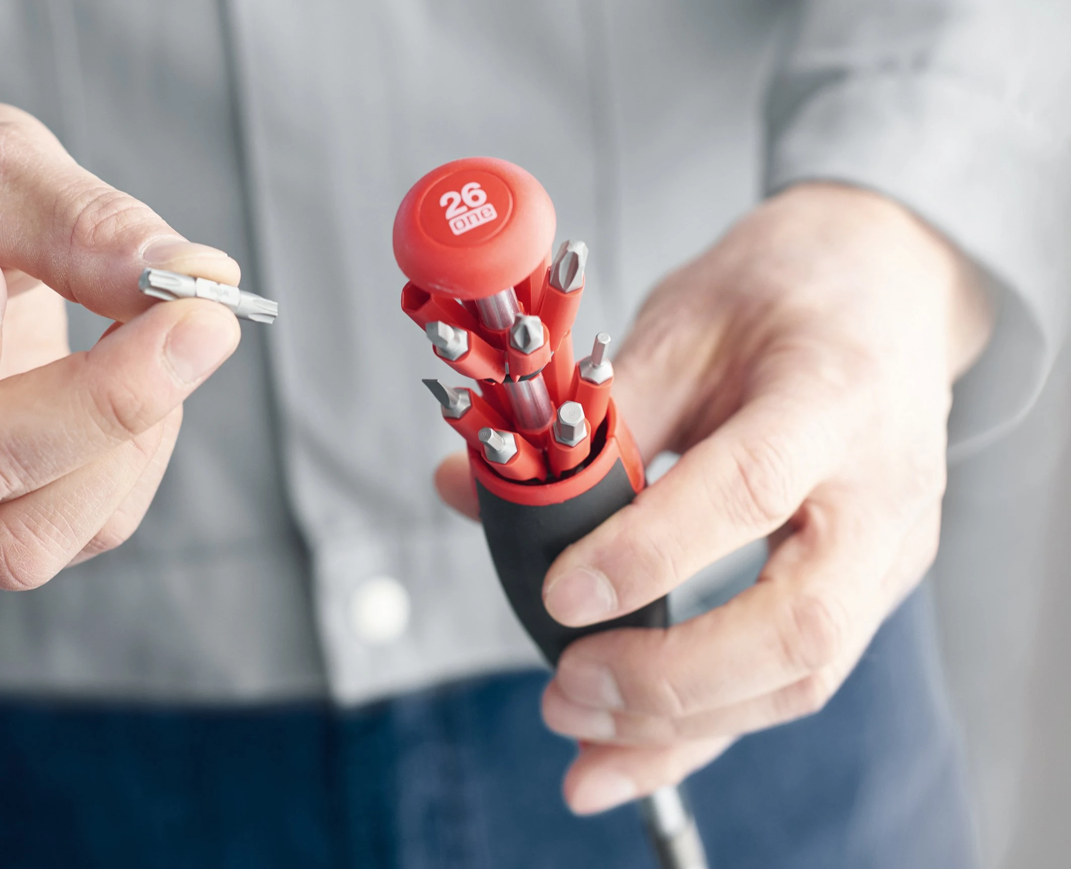 Wiha 43895 1/4" LiftUp 26 Piece Magazine Bit Holder Screwdriver & Bits Set - Image 3