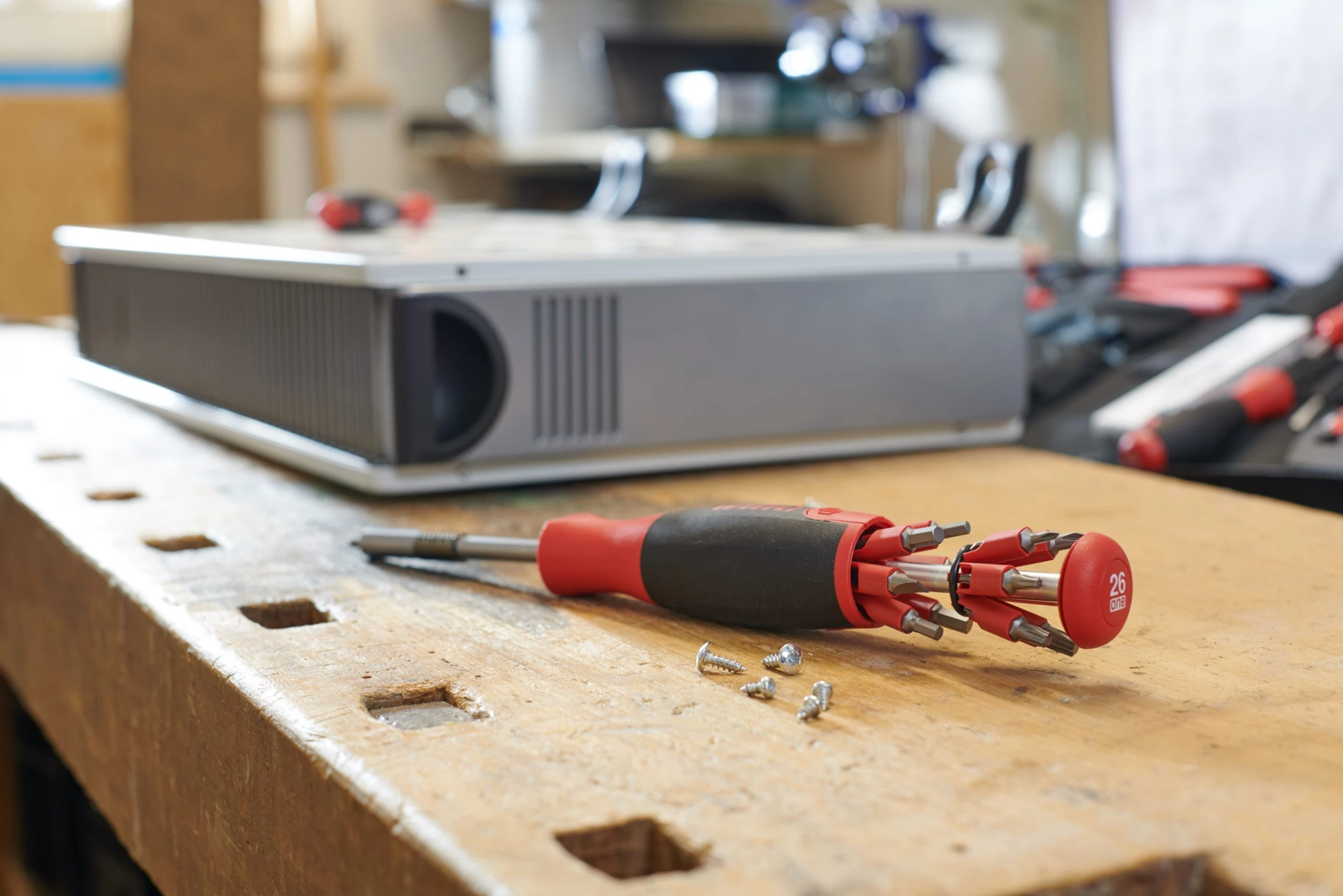 Wiha 43895 1/4" LiftUp 26 Piece Magazine Bit Holder Screwdriver & Bits Set - Image 6