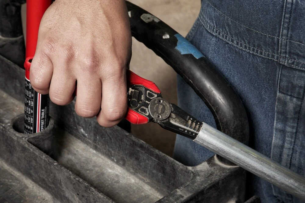 Milwaukee 4932478554 7 In 1 Wire Stripping Pliers - Image 6