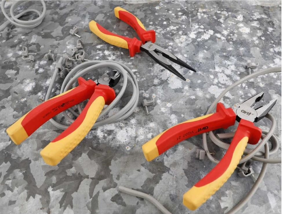 CK Avit AV06051 3 Piece Electricians Insulated VDE Pliers Set - Image 4